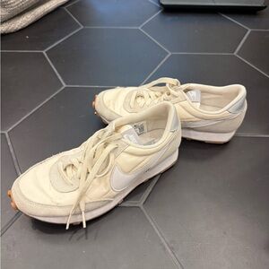 Nike Women's Sneakers